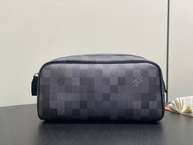 Original boutique M15109 Black mosaic camouflage toiletry bag Dopp Kit The Damof