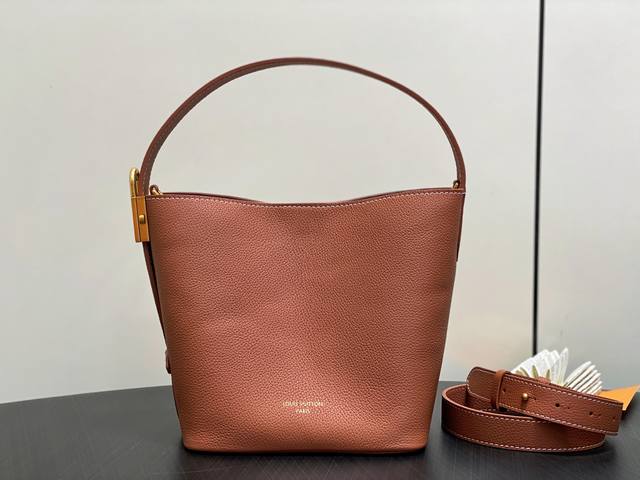 Original boutique M14416 Brown full leather bucket bag Low Key All In Bb handba