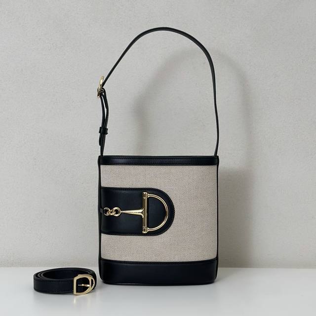 counter quality, top original goods, real shot! Model No. 833665 canvas leather