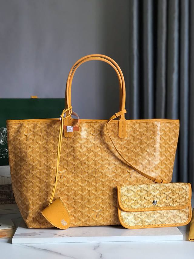 authentic, medium size Goyard has been researching and improving for many times