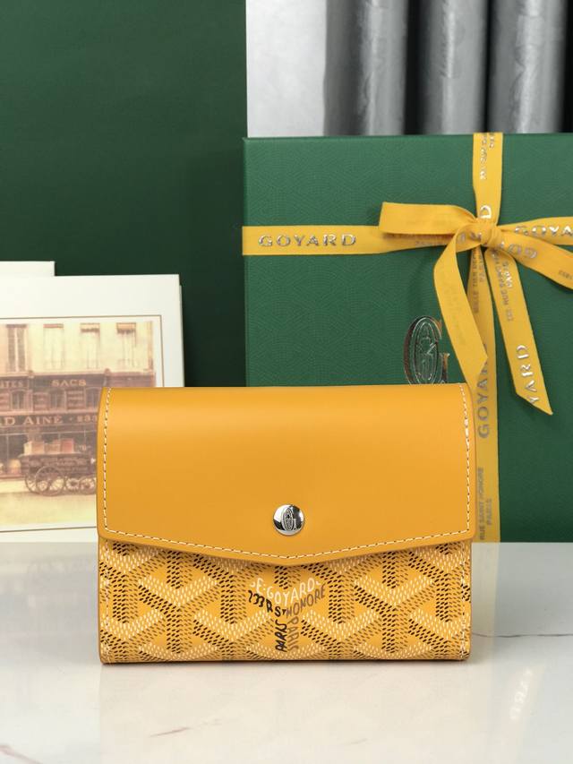 Genuine Saint-Gabriel is a unique envelope-shaped tri-fold wallet made of Goyar