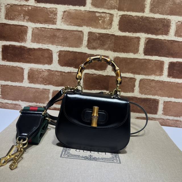 Counter quality, top original goods, real shot! Model No. 686864 Gram leather b