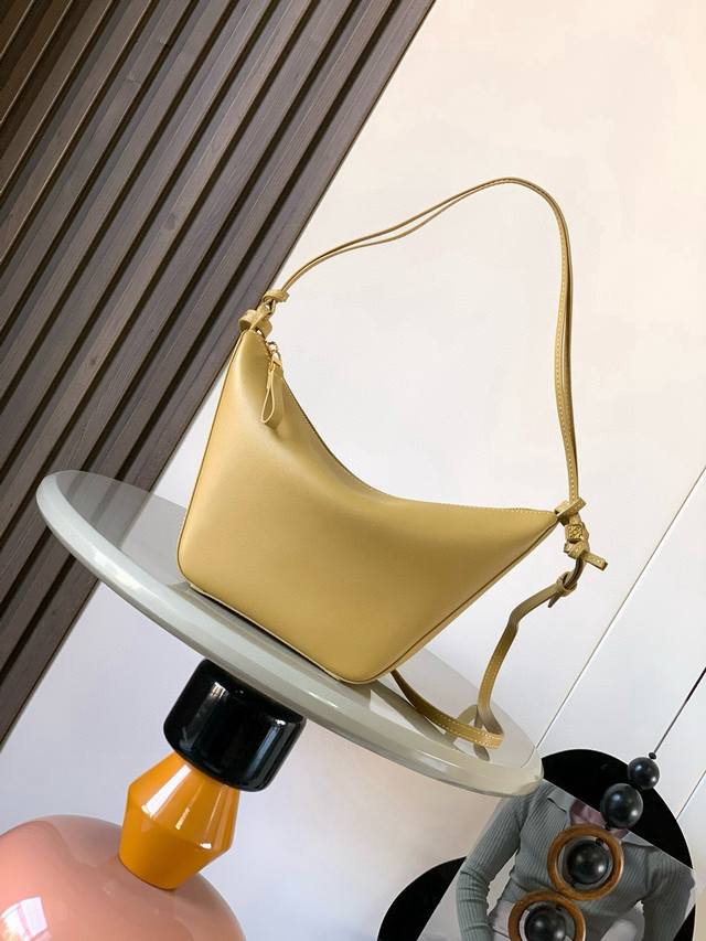 Original leather Popular Hammockhobo handbag new style hammock bag underarm bag,