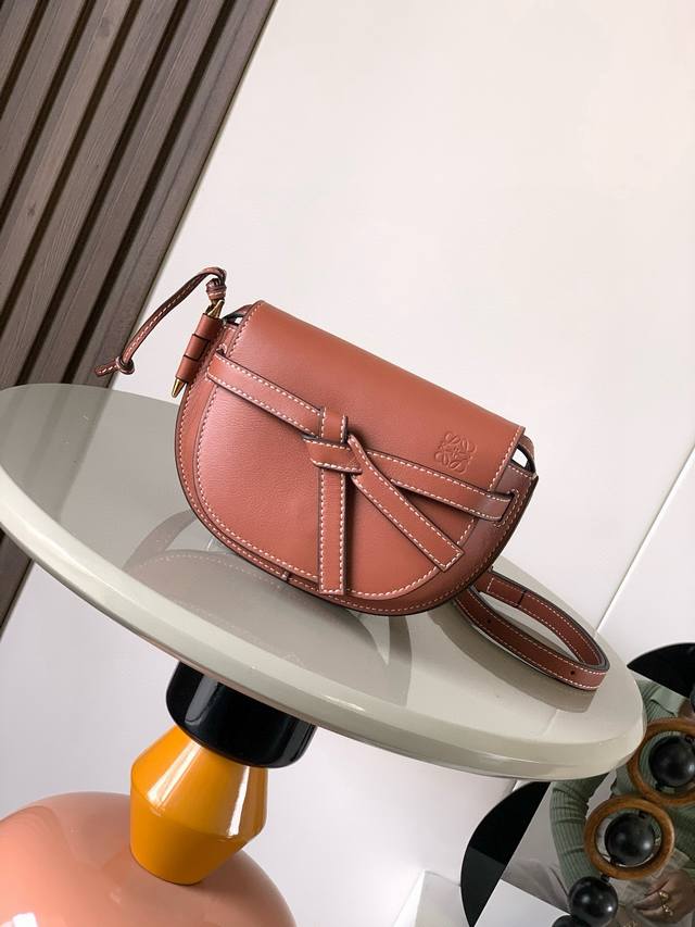 Original leather The popular mini 21Cm new saddle bag Gate Duel handbag gives Ga
