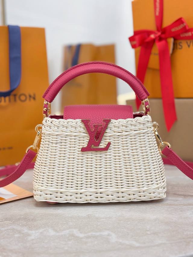 Capucines Mini Bag M26005 Red This Capucines Mini Bag draws inspiration from the