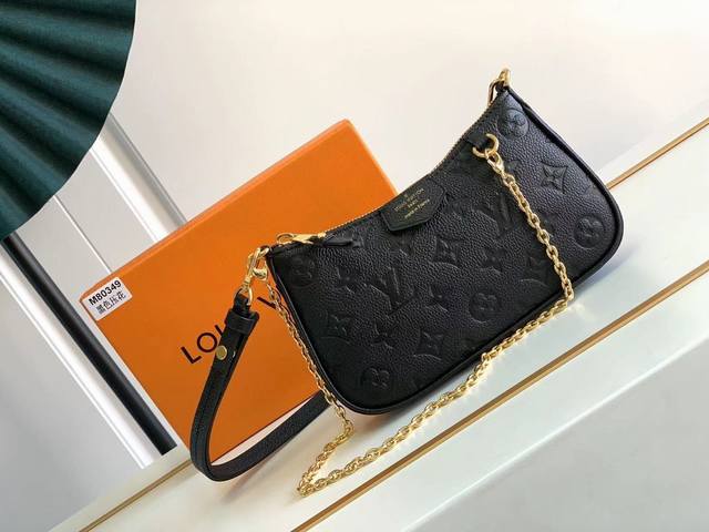 Top original 14421M80349 Dune color This Easy Pouch handbag is a leather bag wi
