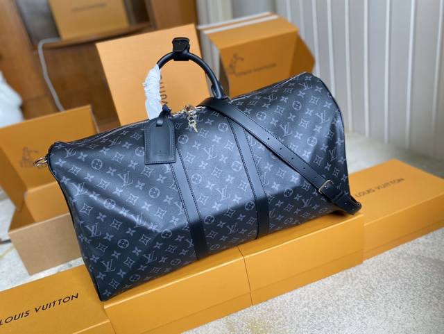Top Original M40605 Black Flower M40569 Black Flower The much-loved Keepall 55