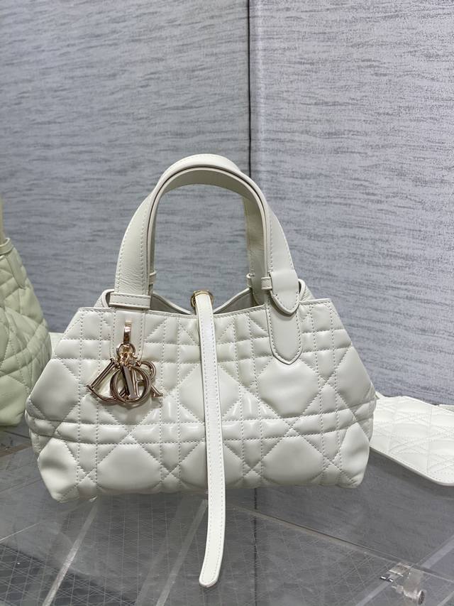 Original factory with full set of original packaging Small white in stock Take