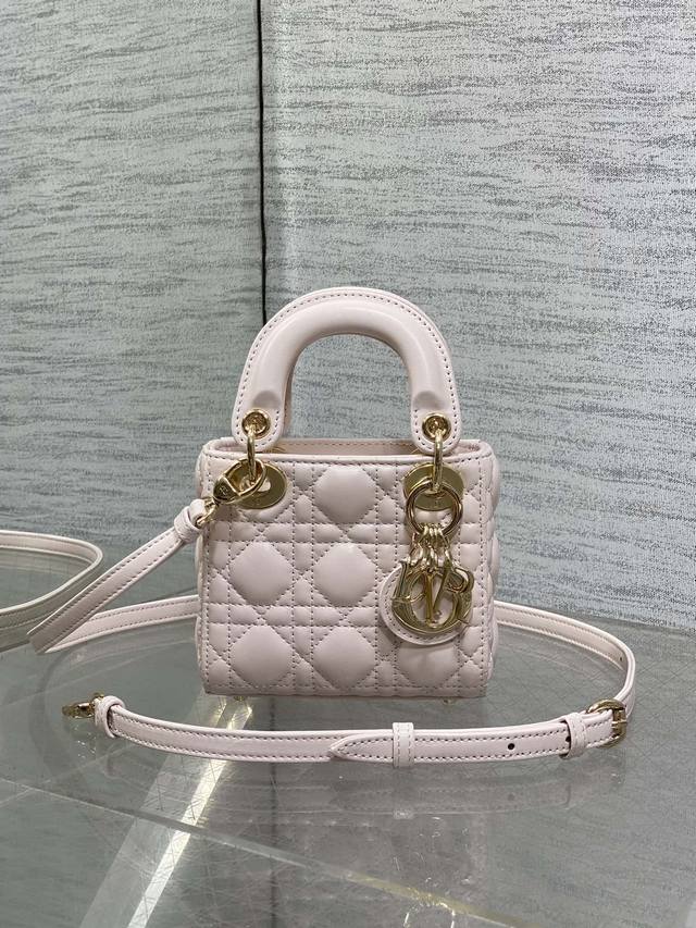Original factory with full set of original packaging Sakura pink in stock Lady'