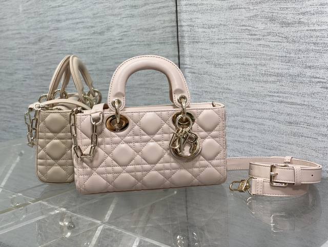 Original factory with full set of original packaging The new D-Joy is back with