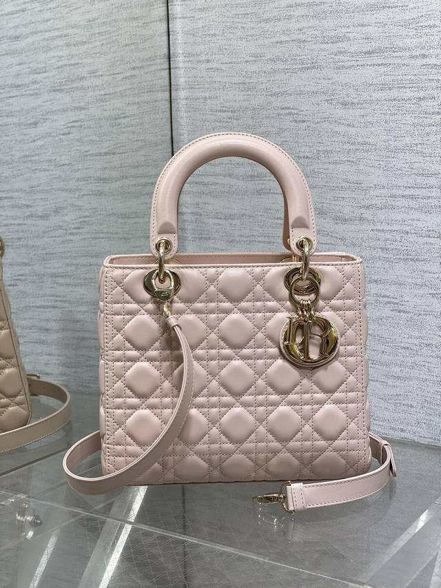 Original factory with full set of original packaging Lady's latest five-grid sh
