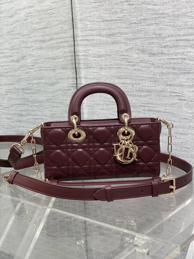 Original factory with full set of original packaging Burgundy in stock The new