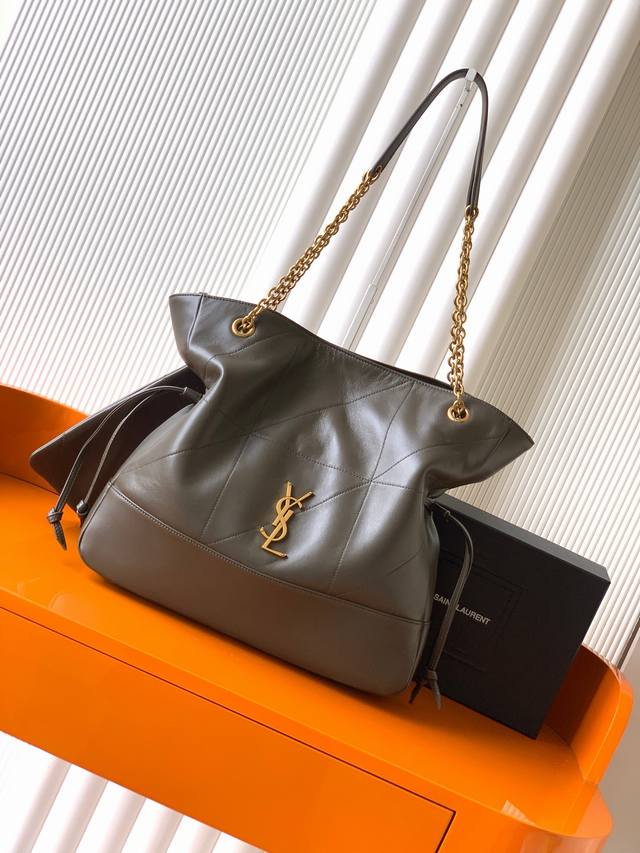 Brand new upgraded version of Ysl new Jamie 4.3 Large Pochon sheepskin underarm