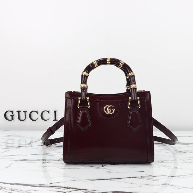 counter quality, original leather, model number 832936 Ankola Red Size: width 2