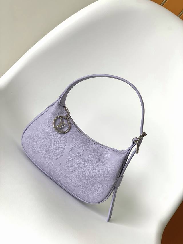 M82391BlackM82487Rose RedM82425Avocado GreenM82426PurpleM82519Cream WhiteThe ori