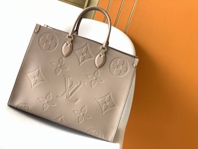 Top original Louis Vuitton model number M45081 Beige M44925 Black Size: 41.0 X