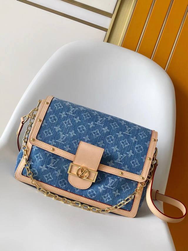Top original 163 chip M13319 Blue denim chain bag Large Daphne Lv X Tm Dauphine