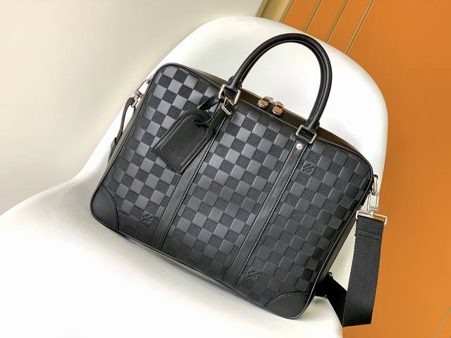 M45288 Black embossed exclusive original Sirius briefcase made of Damier Infini