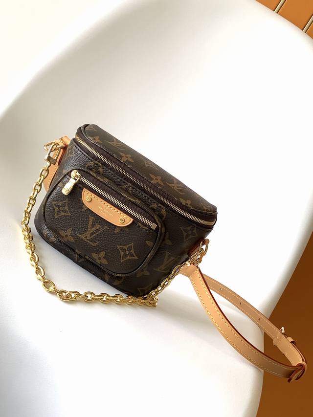 Matching detailsM82335Exclusive original This Mini Bumbag handbag is from the Lv