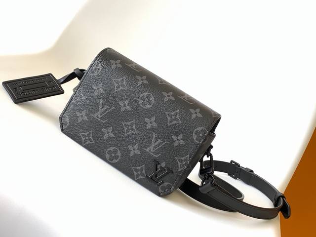 M82085Old Flower Black Flower Black Full Leather 82804 Flax Blue 82367 Navy 8228