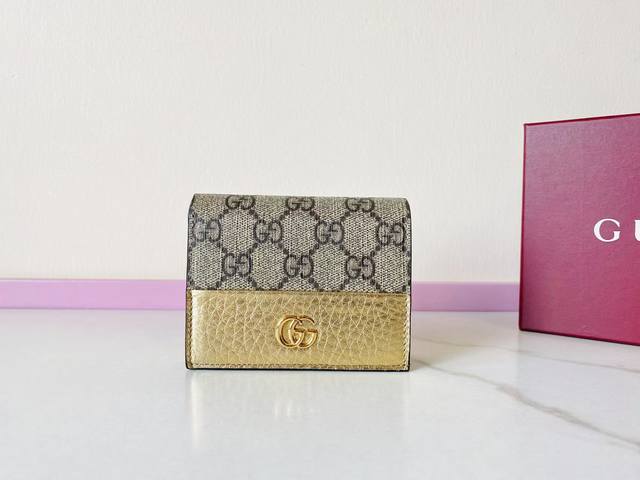 Top-grade original leather! With a full set of original green packaging, have y