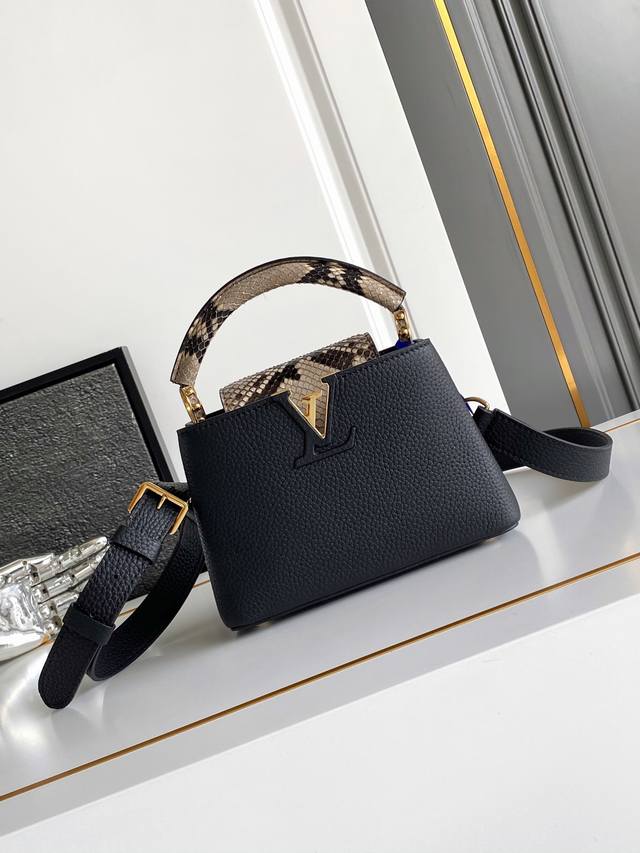dynamic chip, special purchase, M85516 black Detailed features: 21X14X8 cm leng