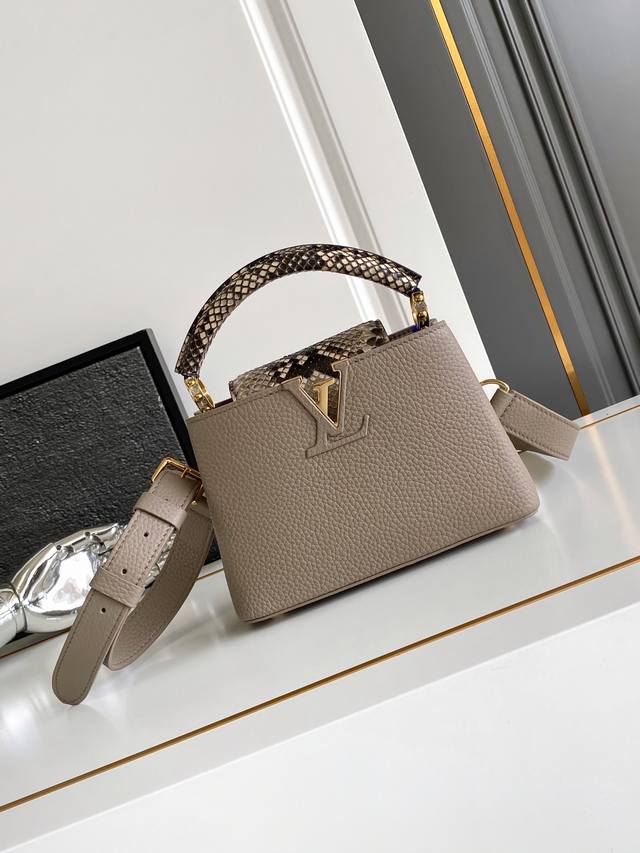 dynamic chip, special purchase, M85516 gray Detailed features: 21X14X8 cm lengt