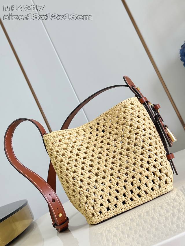 Top original home photo M14217 The All In Bb handbag interprets the holiday styl