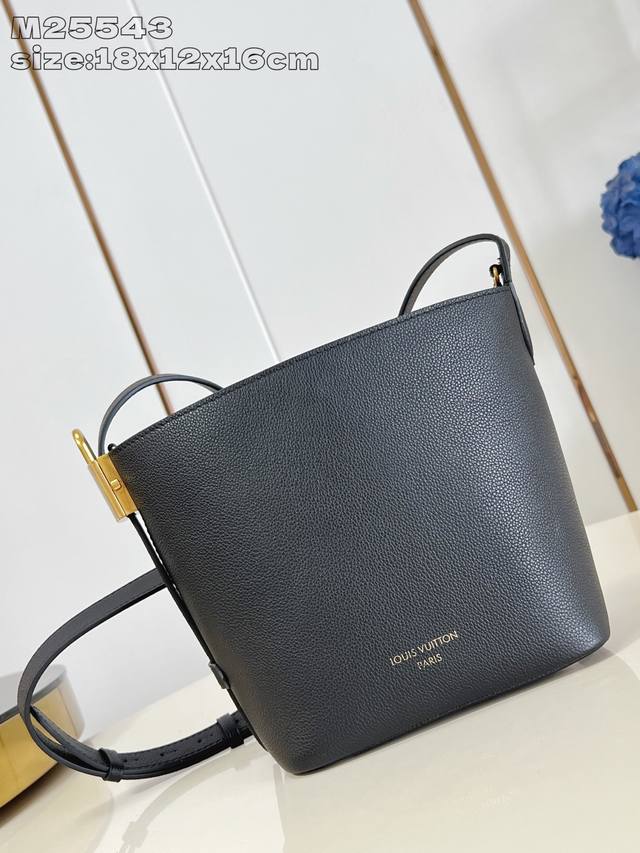Top original single home real shot M25543 Black All In Bb handbag from the Low