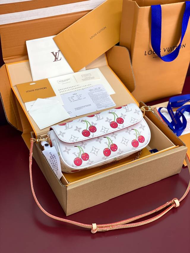 Factory Price P Upgraded Version M14239 Cherry! Lv x Tm Walletton Chain Ivy Bag,
