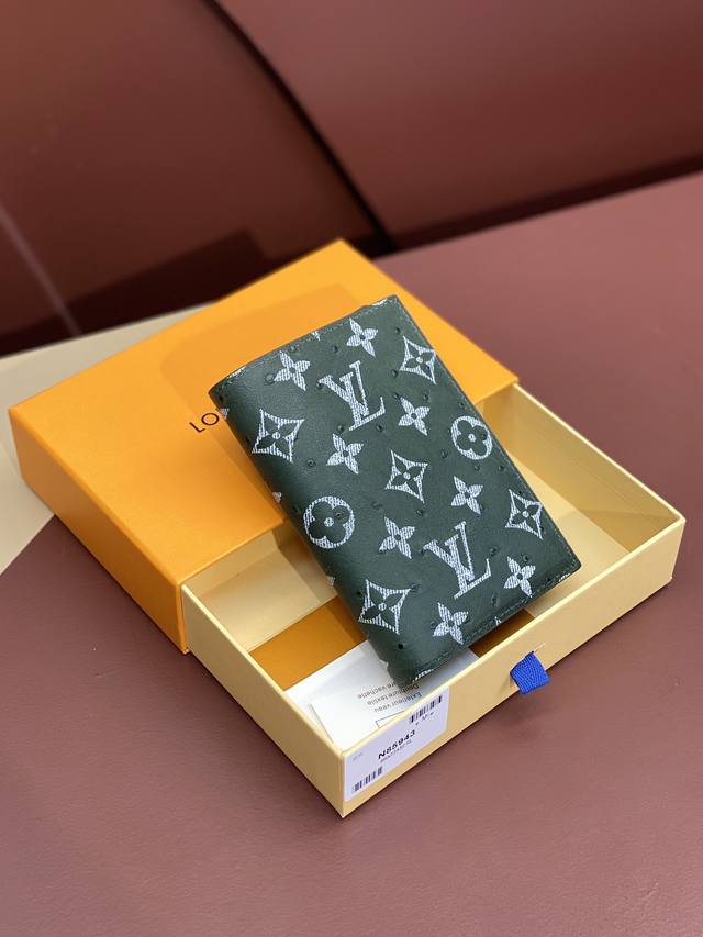 Factory Price P N85943 Ostrich pattern! Variable code chip, made of top layer!