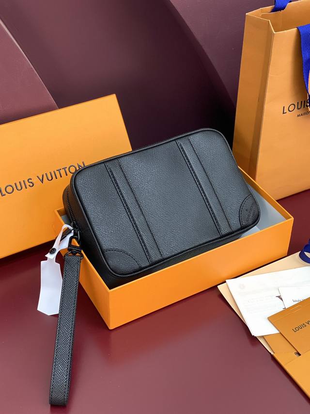 Factory Price P M82076 Saffiano! Chip Edition! Pochette Kasai Clutch This Kasa