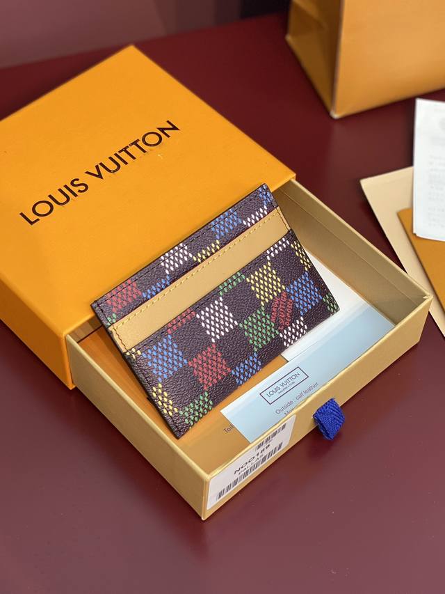 Factory PriceP N00189 Card Holder! This wallet is made of Lvers Damier denim, wi