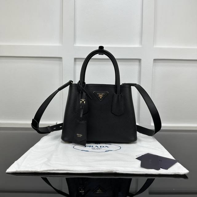 Prada new counter quality, top-grade original leather, original hardware, real s