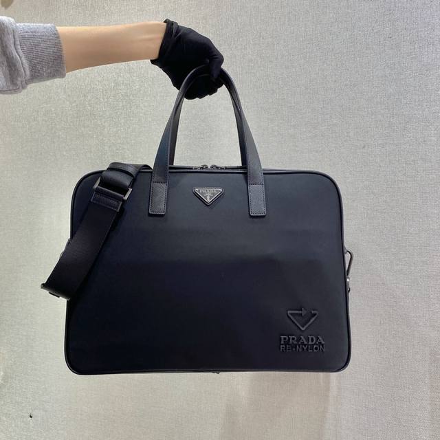 Special Edition Environmental Series New 2Ve005 Briefcase This recycled nylon ma