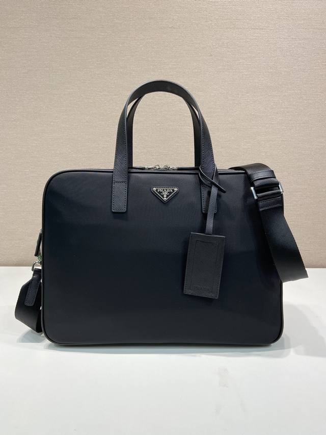 Special Edition New Briefcase New 2Ve005 Triangle Logo This recycled nylon mater