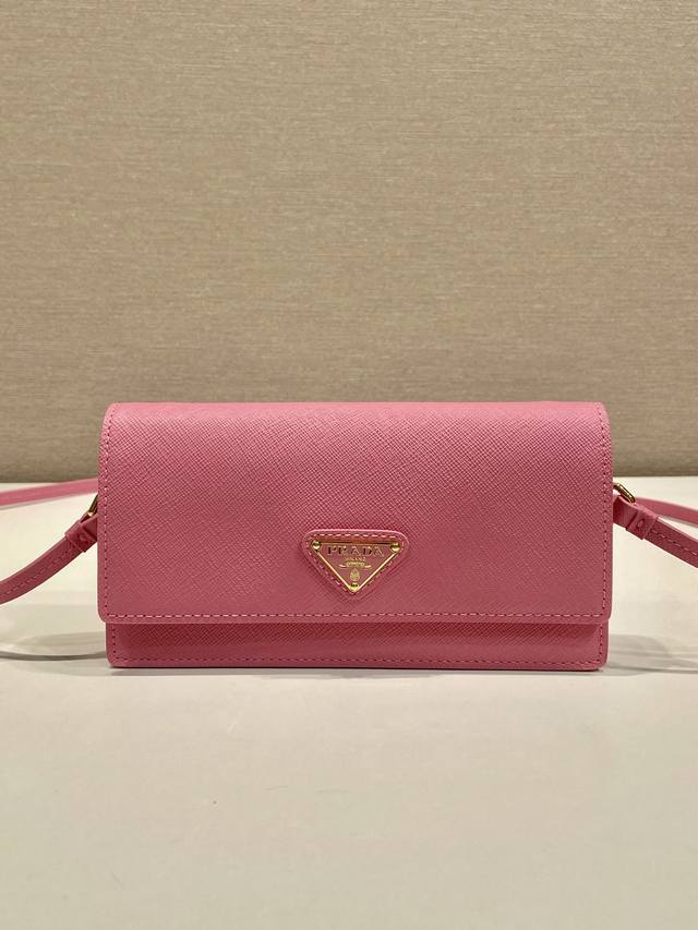 Special Edition New Mini Handbag 1Nf059 Mobile Phone Bag This mini handbag is ma
