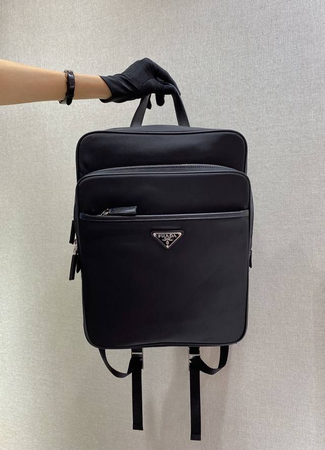 New Backpack 2Vz064 This nylon backpack is equipped with multiple practical poc