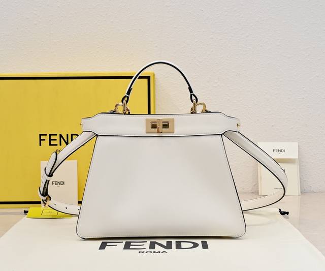 Original model 007 Fe Nd1 Peekaboo I See U handbag The new Peekaboo I See U is j