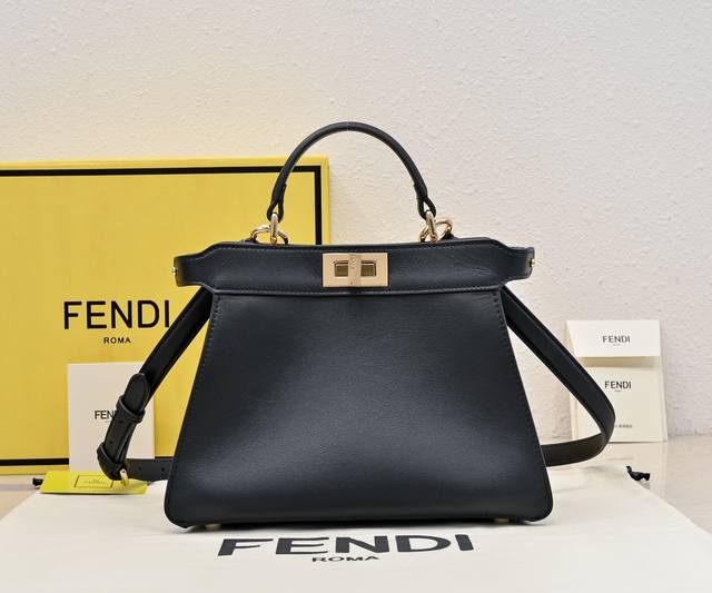Original model 007 Fe Nd1 Peekaboo I See U handbag The new Peekaboo I See U is j