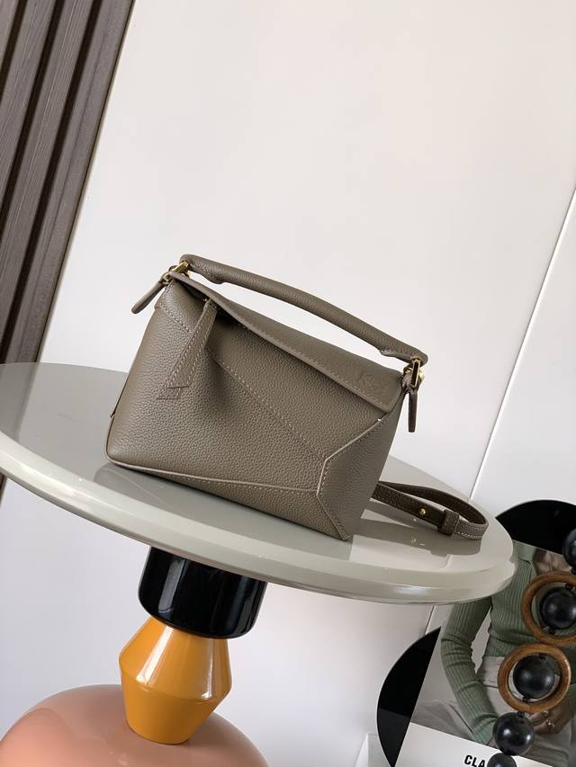 Hot new version geometric bag Mini 18cm Original imported litchi calfskin Puzzle