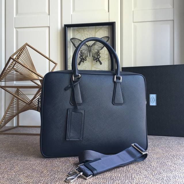 P's men's bag has a new model, Vs0363B blue, the latest men's new model, origina