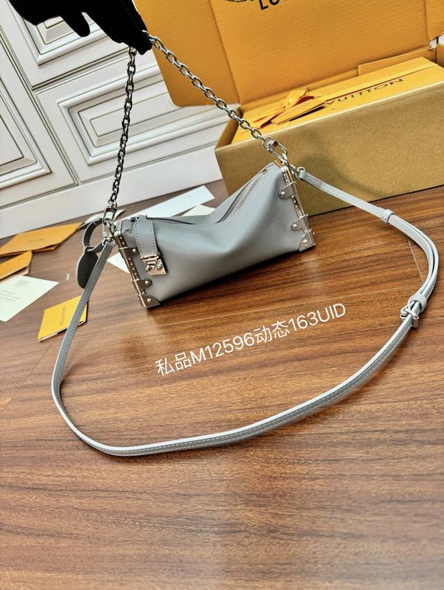 Factory price P M12596 Private product 163 Dynamic Uid Imported diamond fabric