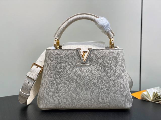 Factory Price P Top Original M24545 Beige Full Leather Cap Na Ying Series Capuc