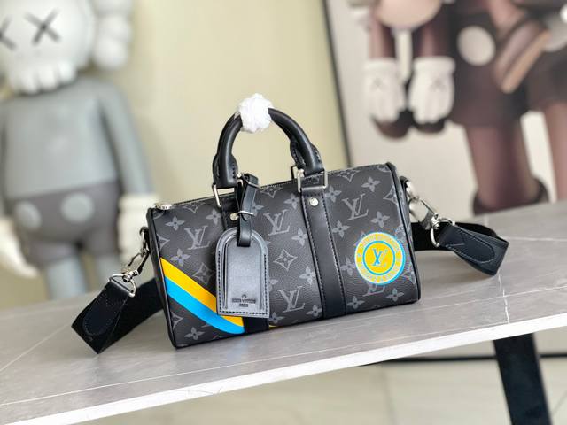 variable chip P2520 top original M11591 M46271 black flower pillow bag This Kee