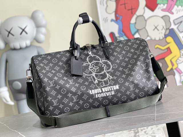 Paired color hardware top original Keepall travel bag with shoulder strap latest