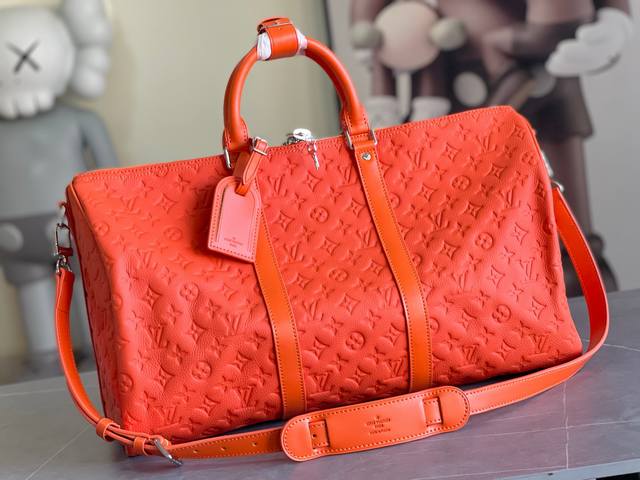 Adjusted price 23749 Green This Keepall Bandouli