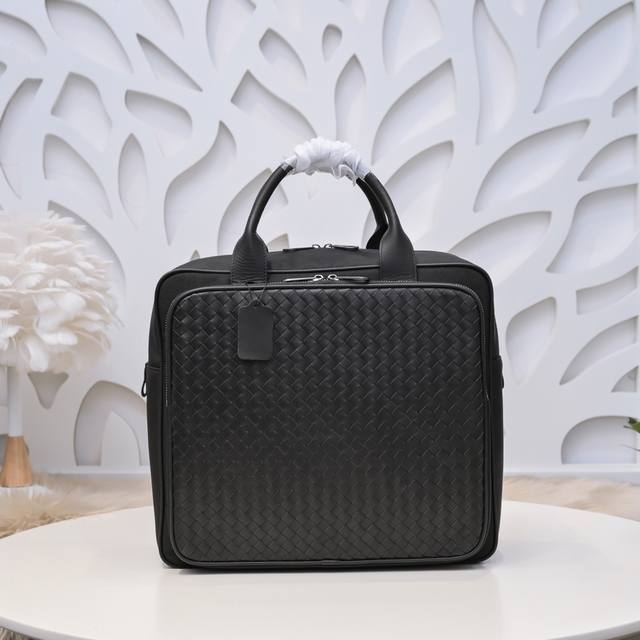 Bv-The latest men's handbag briefcase original quality official website synchron