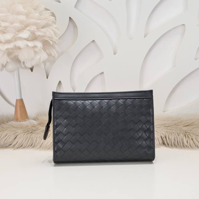 Bv-Latest men's clutch bag Original quality Official website Synchronized wide b