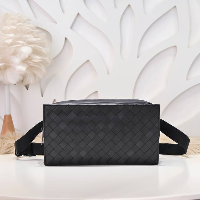 Bv-The latest men's chest bag and waist bag. Original quality. Official website.